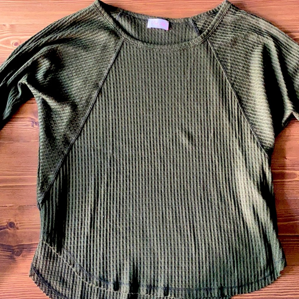 Pink Lily lightweight sweater